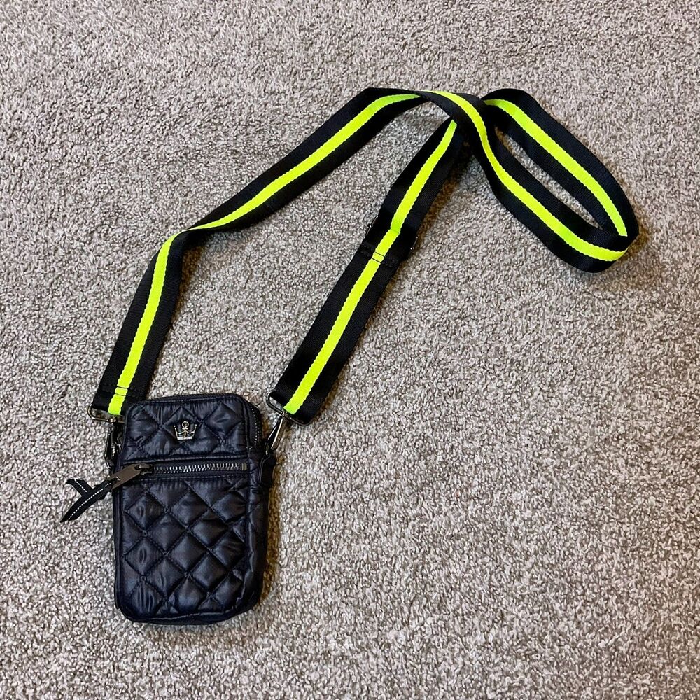 OLIVER THOMAS 24 + 7 Crossbody Bag Cellphone‎ Quilted Purse Black RFID EUC